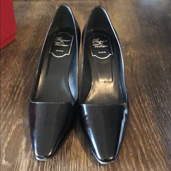 Roger Vivier black low heels - Picture 4 of 8